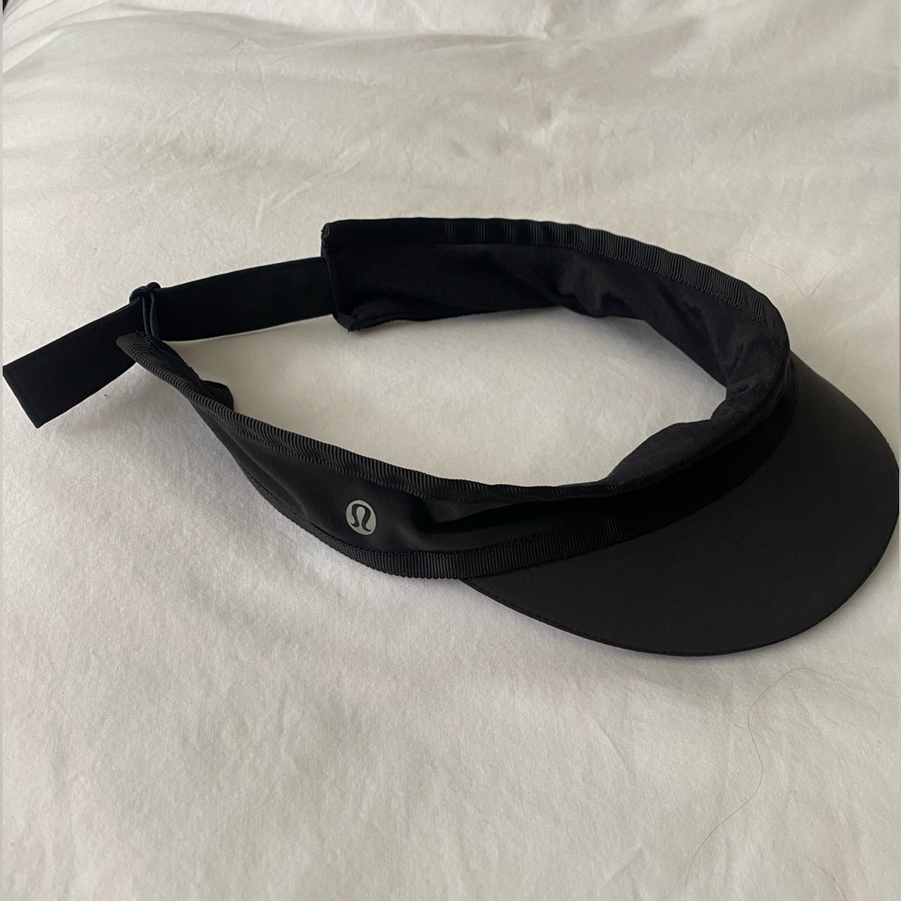 Lululemon women’s visor